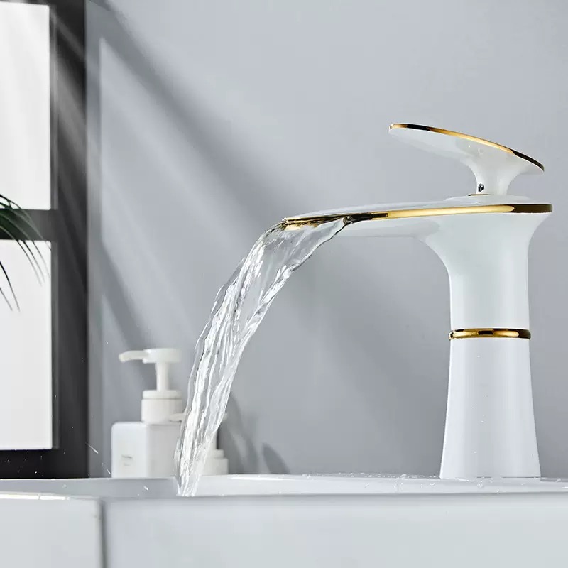 White/Black Gold Waterfall Bas - Home Hardware Bathroom Sinks recensie en prijs